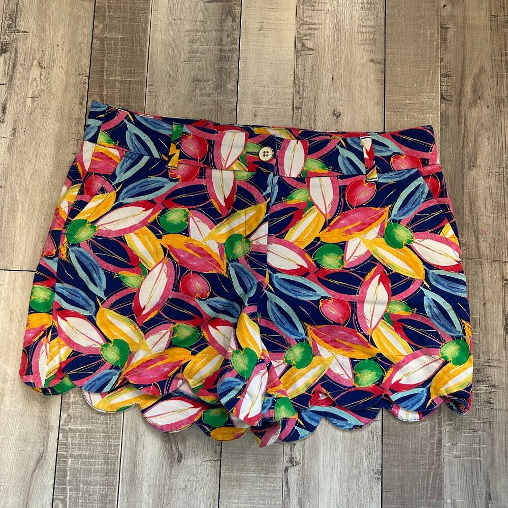 Women's Crown & Ivy Shelby Shorts Scalloped Hems Size 10